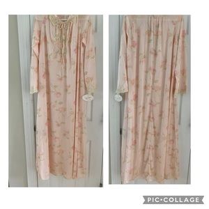 Vintage Miss Elaine Long Nylon Nightgown Small